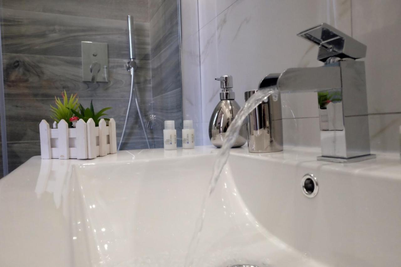 נאפולי Elegance B&B מראה חיצוני תמונה